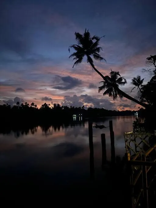 North Paravur River View 0*, North Paravur
